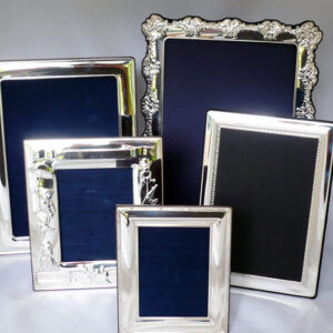 PHOTO FRAMES