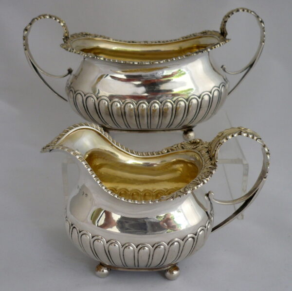 GEORGIAN ENGLISH SILVER TEA SET - Image 3