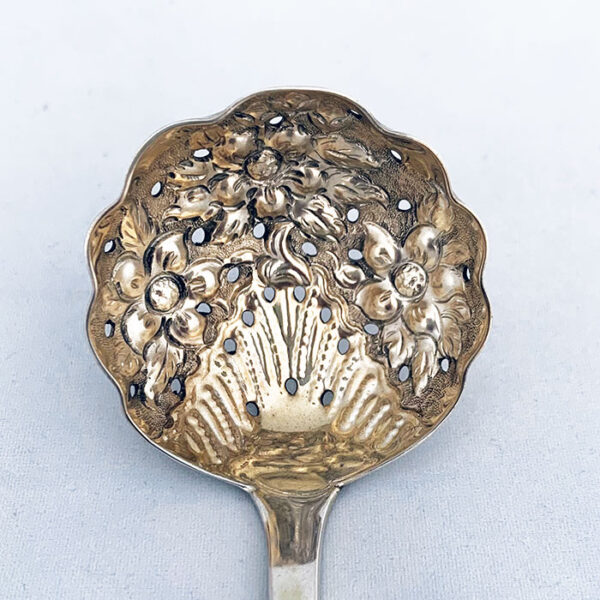 GEORGIAN SILVER FRUIT SPOONS - Image 7