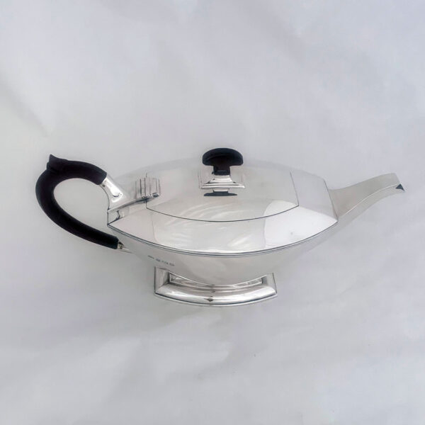 ENGLISH SILVER ART DECO TEA POT - Image 3