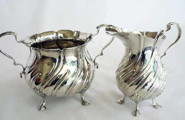 VICTORIAN ENGLISH SILVER TEA SET - Image 5