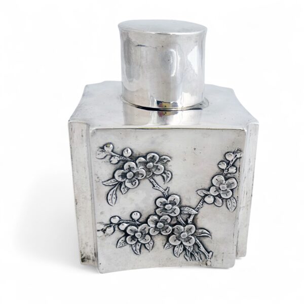 CHINESE EXPORT SILVER TEA CADDY