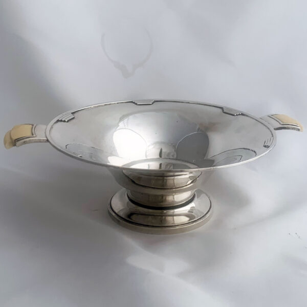 ENGLISH SILVER ART DECO TAZZA - Image 3