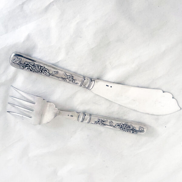CHINESE EXPORT SILVER SERVERS - Image 2