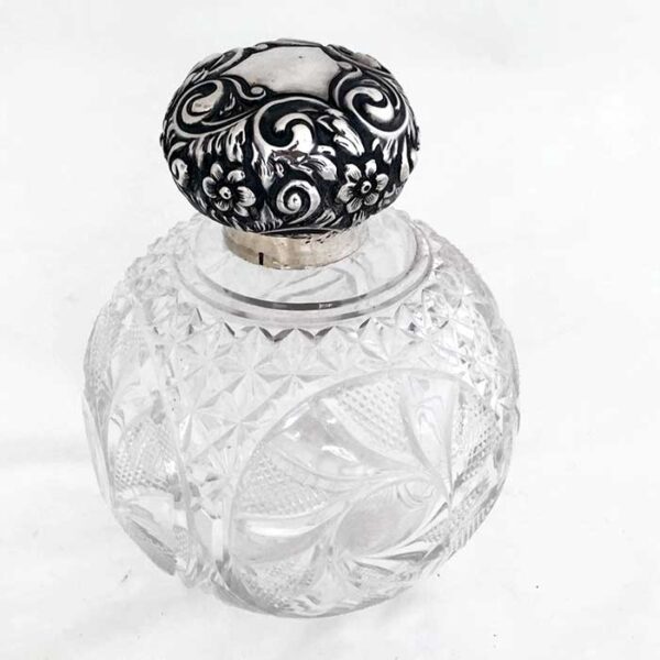 VICTORIAN PERFUMES - Image 2