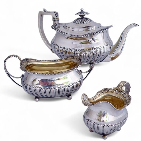 GEORGIAN ENGLISH SILVER TEA SET
