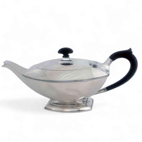 ENGLISH SILVER ART DECO TEA POT
